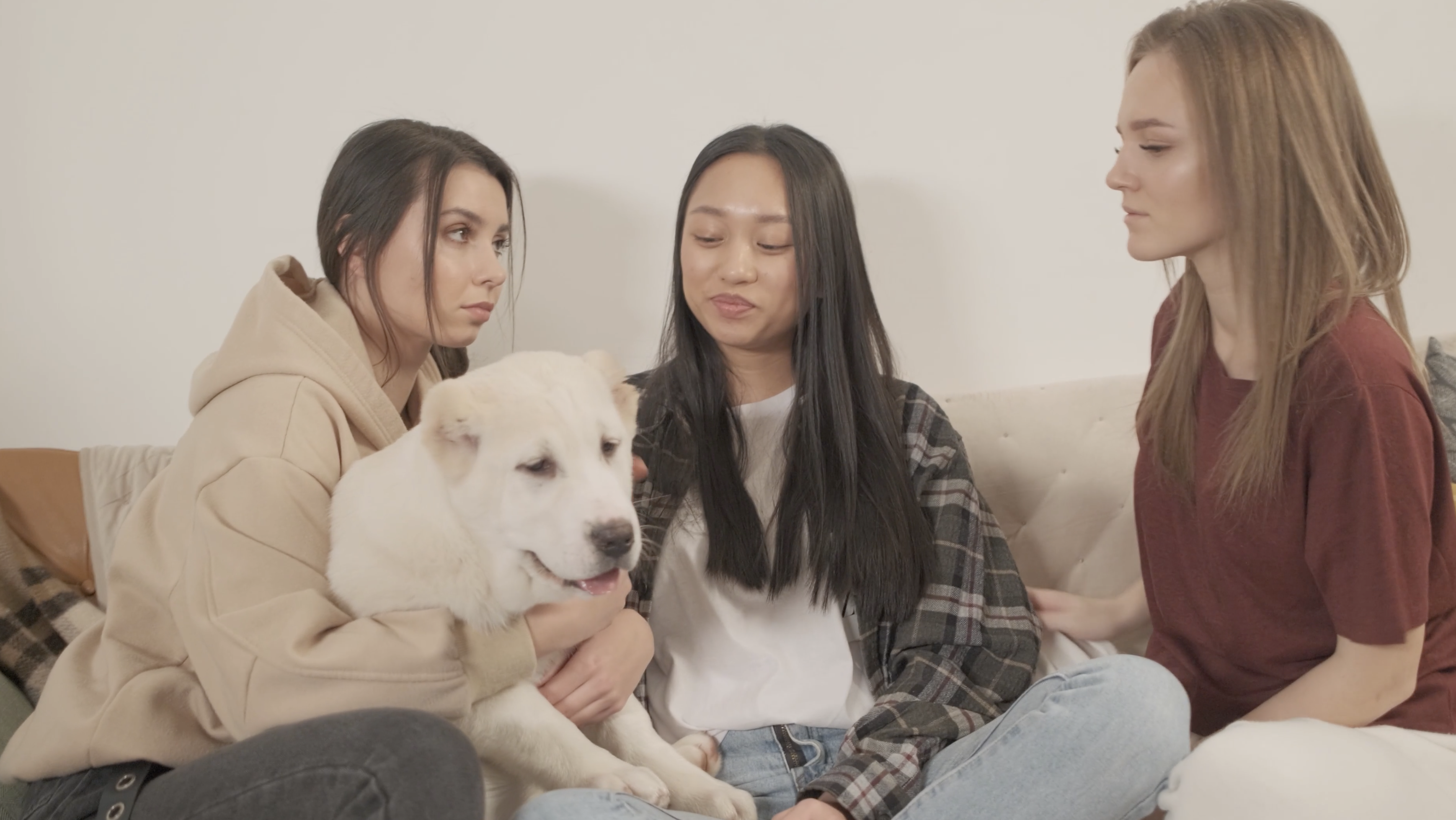 3 girls showing support 